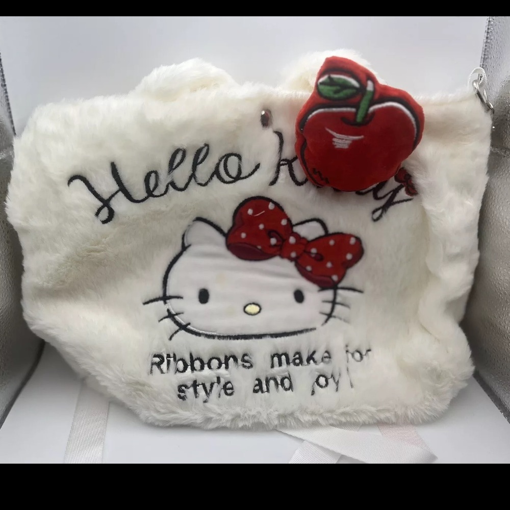 Hello Kitty Plush Purse-Sanrio-New - Picture 3 of 3